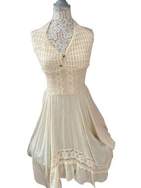 Island Escape Strapless Crochet Halter Dress in Cream